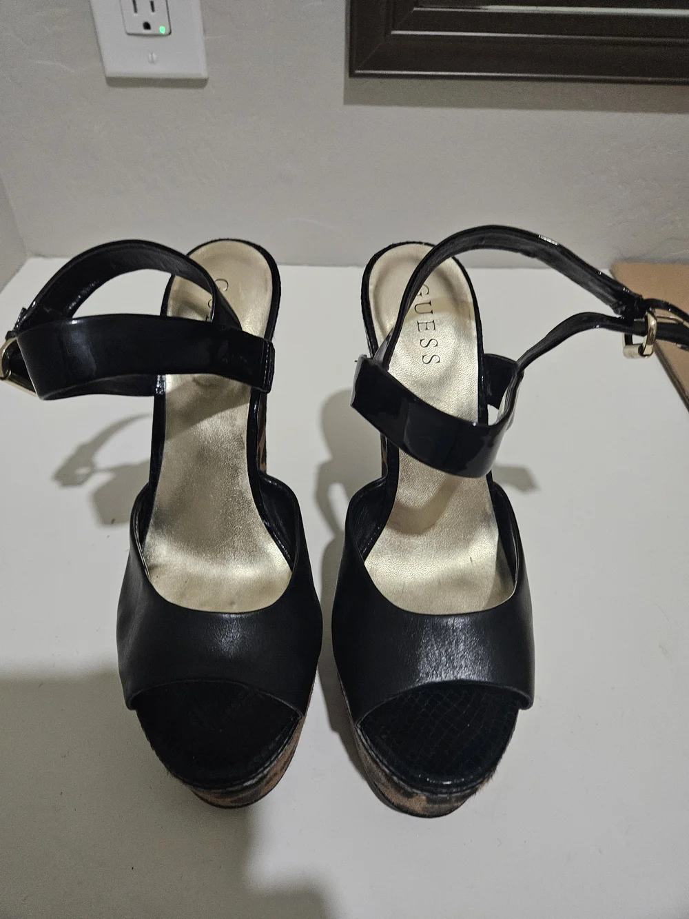 GUESS Black Women's Open-Toe Ankle Strap Wedge Sandals